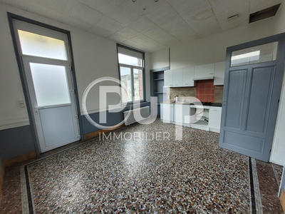 Immeuble - 137 m² - 8 pièces