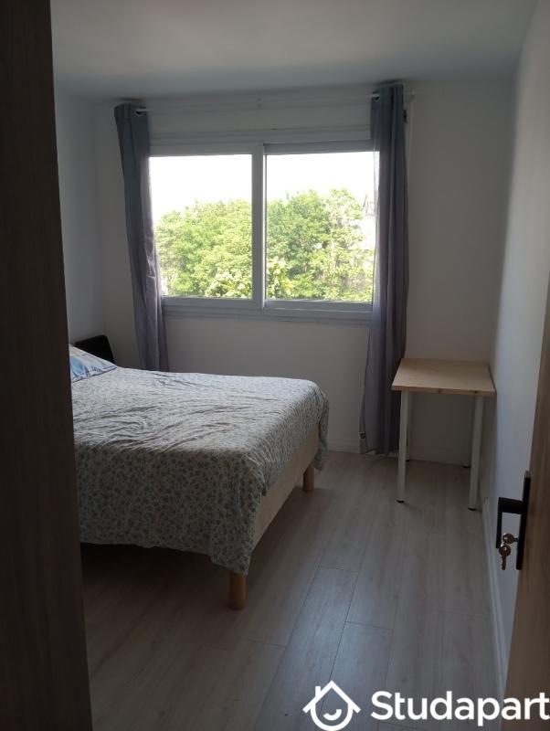 Chambre - 11 m² - 1 pièce