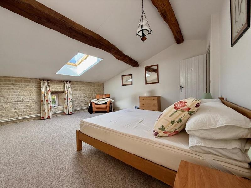 Maison - 324 m² - 14 pièces