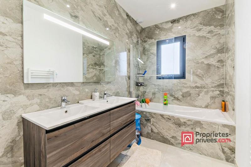 Maison - 103 m² - 4 pièces