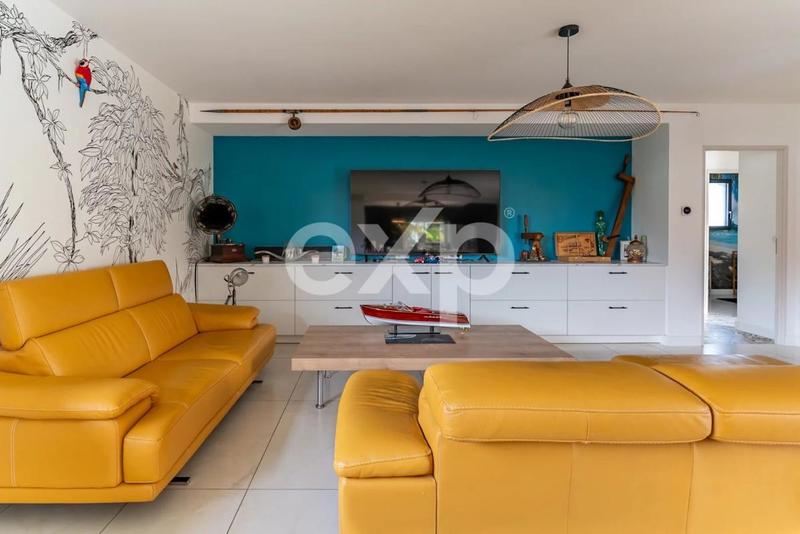 Maison - 160 m² - 6 pièces