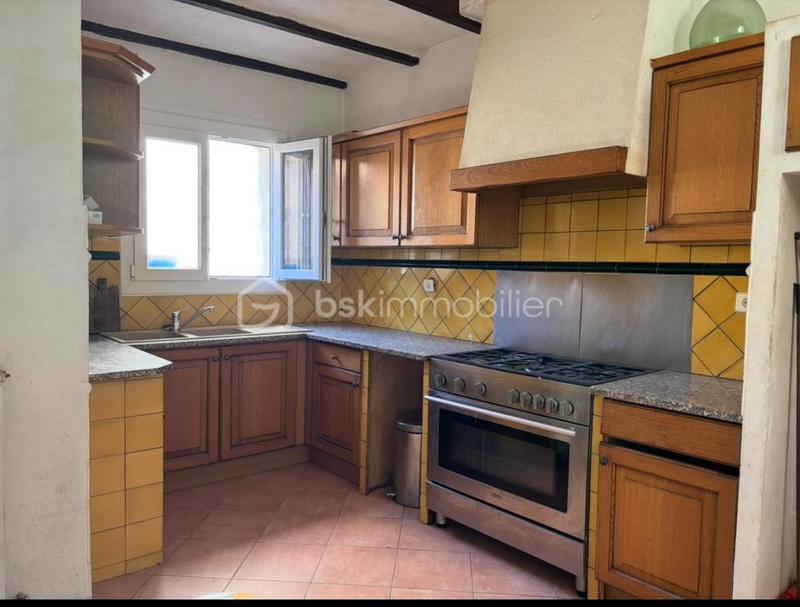 Demeure - 184 m² - 6 pièces