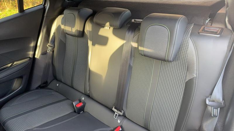 Peugeot 2008 II 1.5 BlueHDi 130.0 Eat 8 Gt Pack - Automatique Entretien constructeur