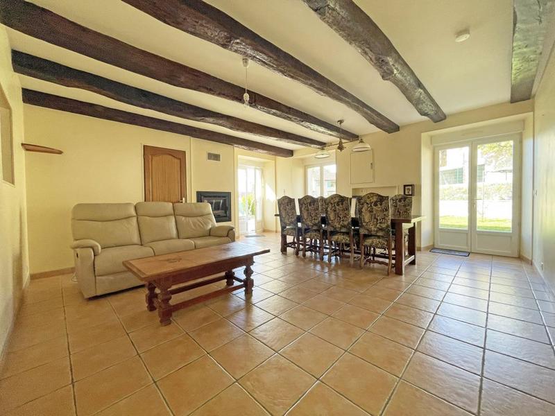 Maison - 205 m² - 4 pièces