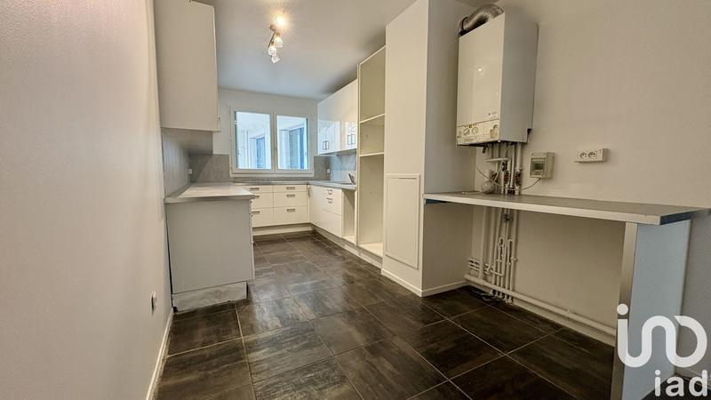 Appartement - 93 m² - 5 pièces