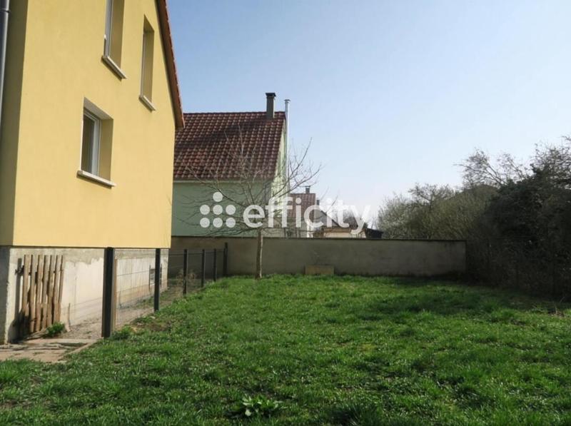 Maison - 80 m² - 5 pièces