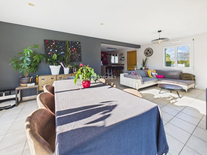 Maison - 145 m² - 6 pièces