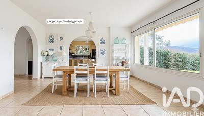 Maison - 130 m² - 5 pièces