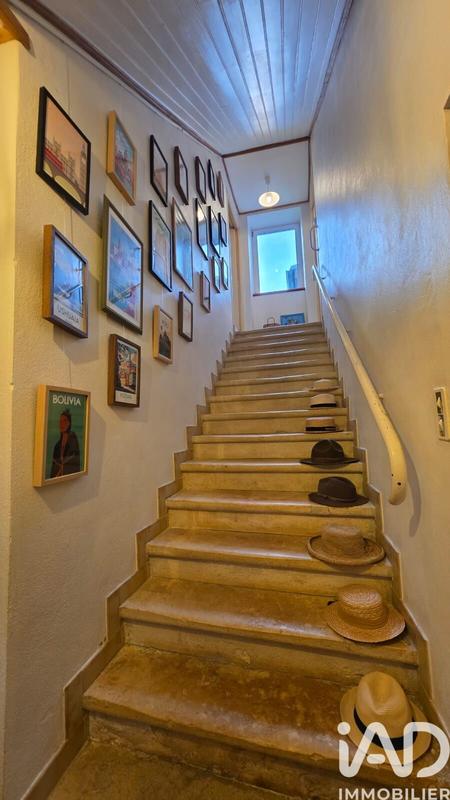 Maison - 193 m² - 8 pièces