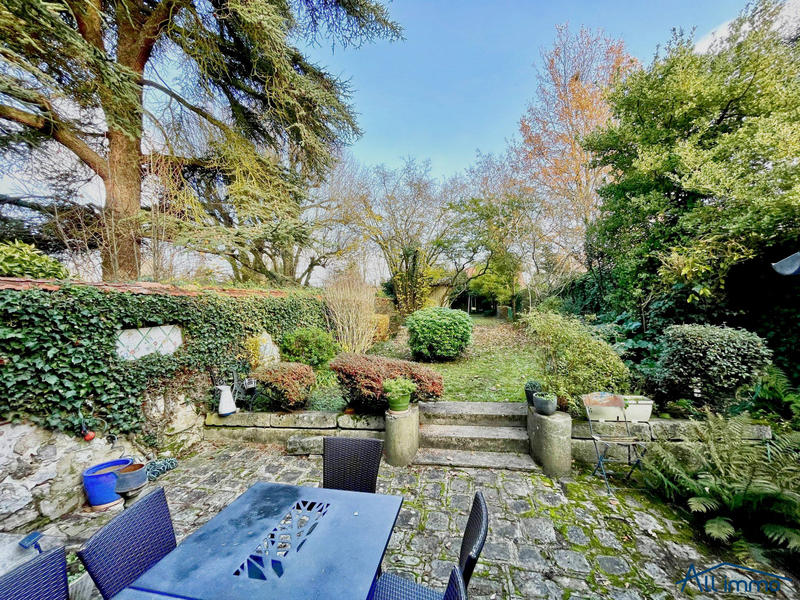 Maison ancienne - 180 m² - 6 pièces