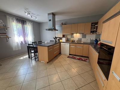 Maison - 157 m² - 6 pièces
