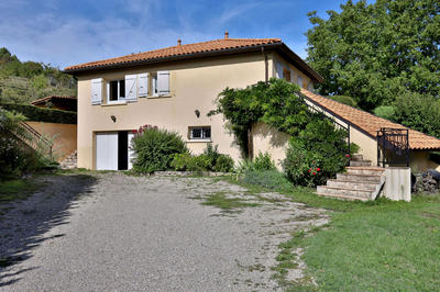 Maison - 185 m² - 6 pièces