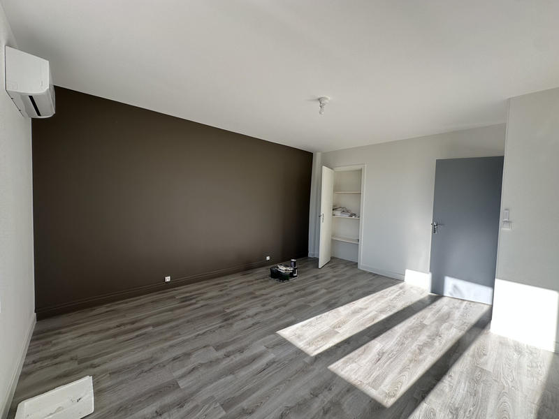 Appartement - 95 m² - 4 pièces