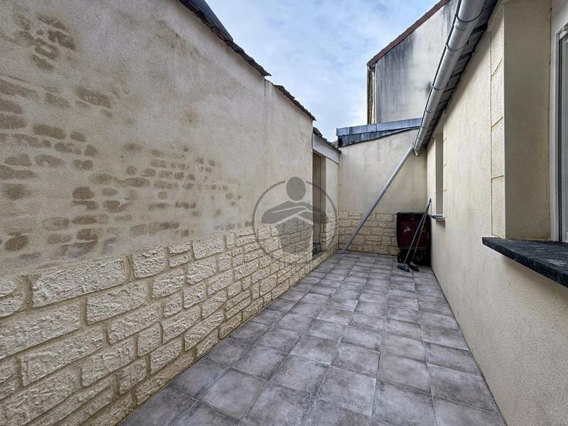Maison - 95 m² - 5 pièces