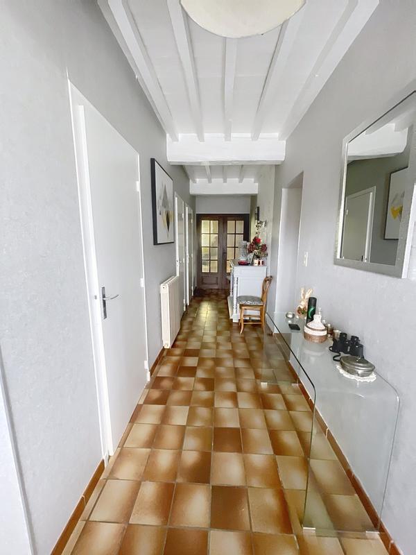 Maison - 164 m² - 8 pièces