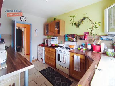 Appartement - 96 m² - 5 pièces