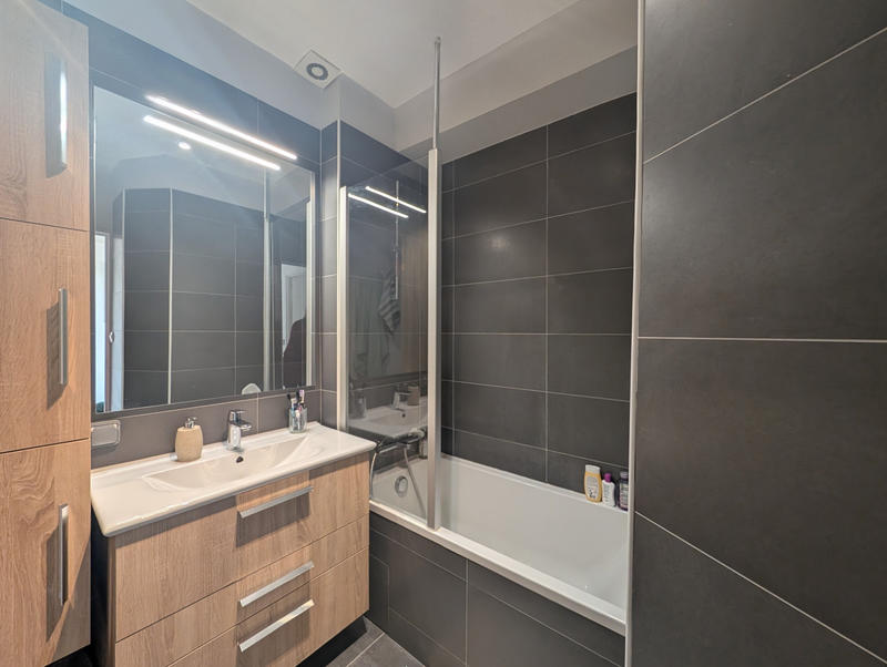 Appartement - 64 m² - 3 pièces