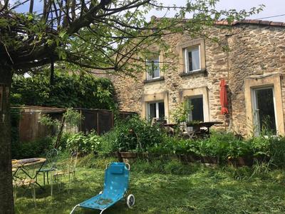 Maison en pierre - 100 m² - 7 pièces