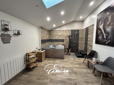 Maison - 110 m² - 6 pièces