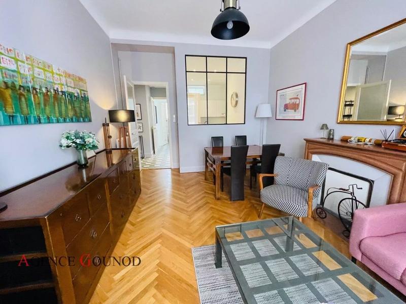 Appartement - 73 m² - 3 pièces