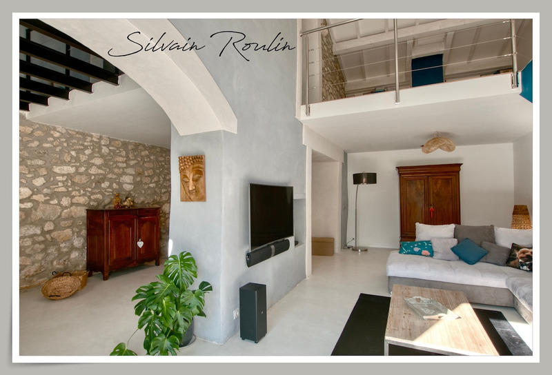 Maison - 282 m² - 8 pièces