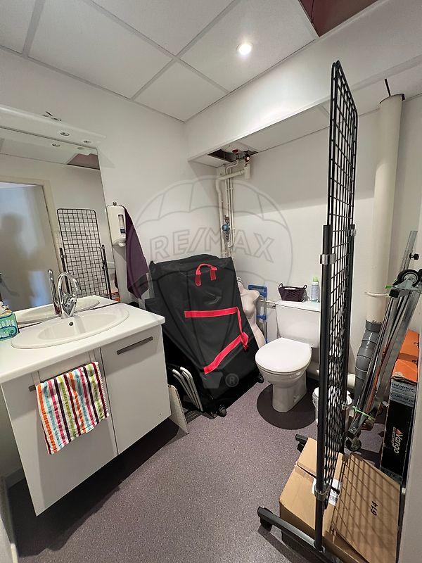 Local commercial - 72 m² - 2 pièces