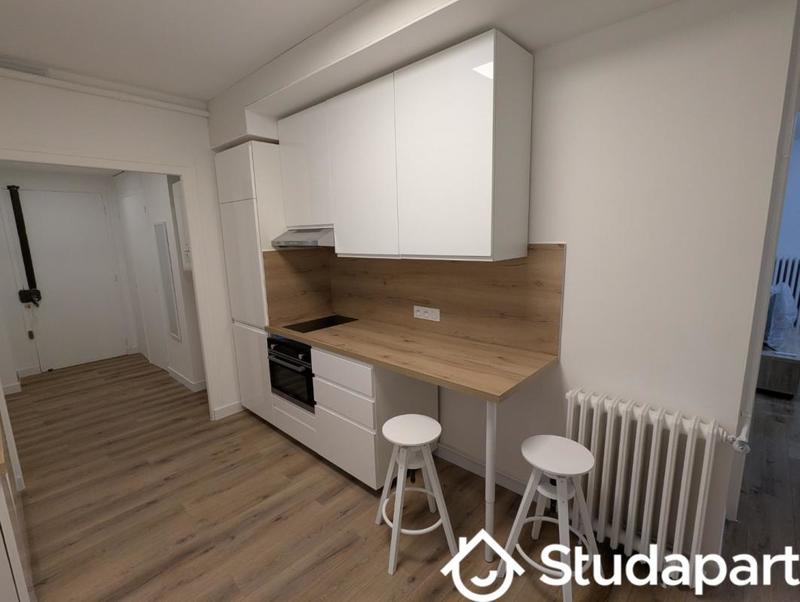 Chambre - 14 m² - 1 pièce