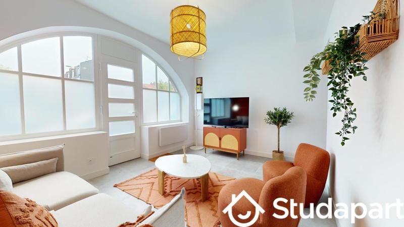 Chambre - 11 m² - 1 pièce