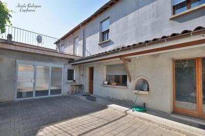 Maison - 187 m² - 6 pièces