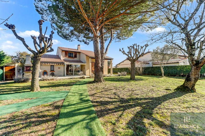 Maison - 98 m² - 4 pièces