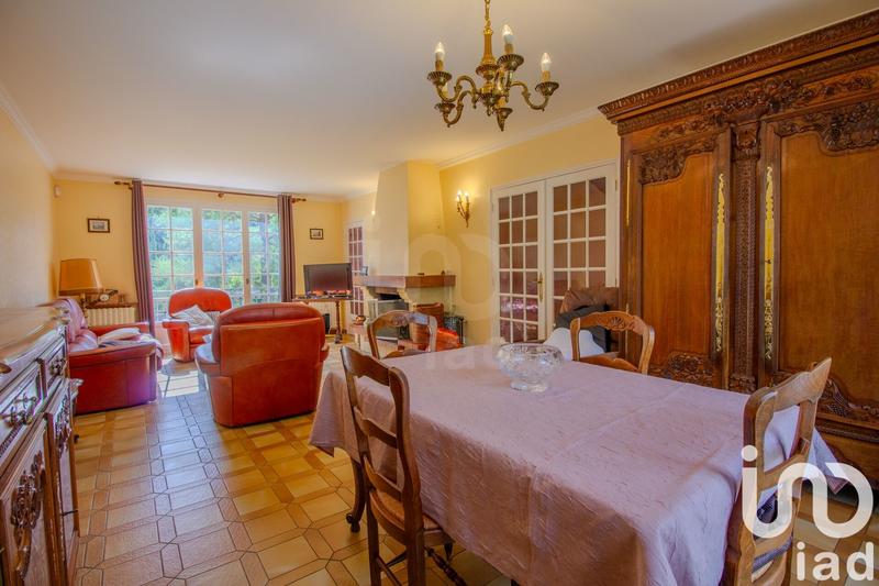 Maison - 136 m² - 6 pièces