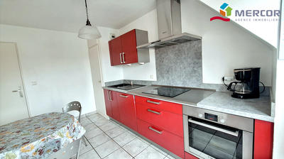 Appartement - 94 m² - 4 pièces