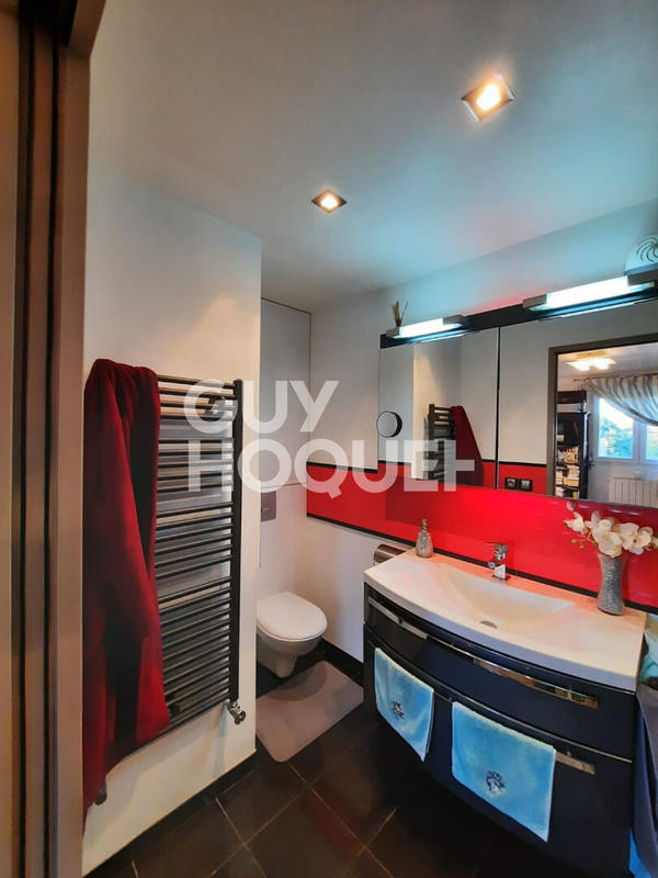 Appartement - 81 m² - 4 pièces