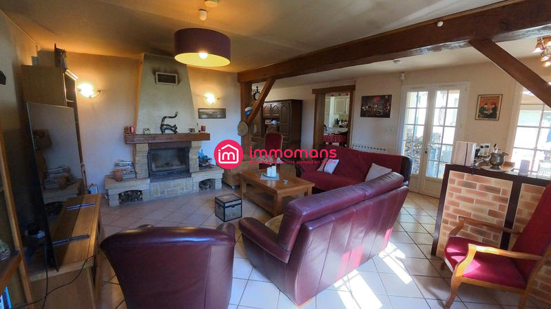 Maison - 165 m² - 11 pièces