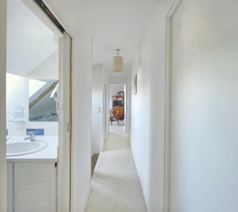 Maison - 218 m² - 12 pièces