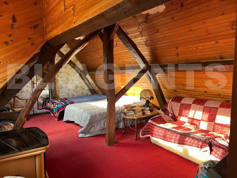 Maison - 110 m² - 4 pièces