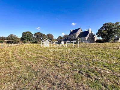 Maison - 260 m² - 11 pièces