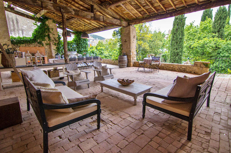 Propriété - 510 m² - 16 pièces