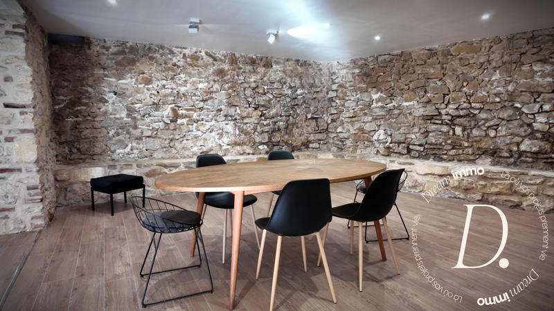 Local commercial - 120 m² - 4 pièces