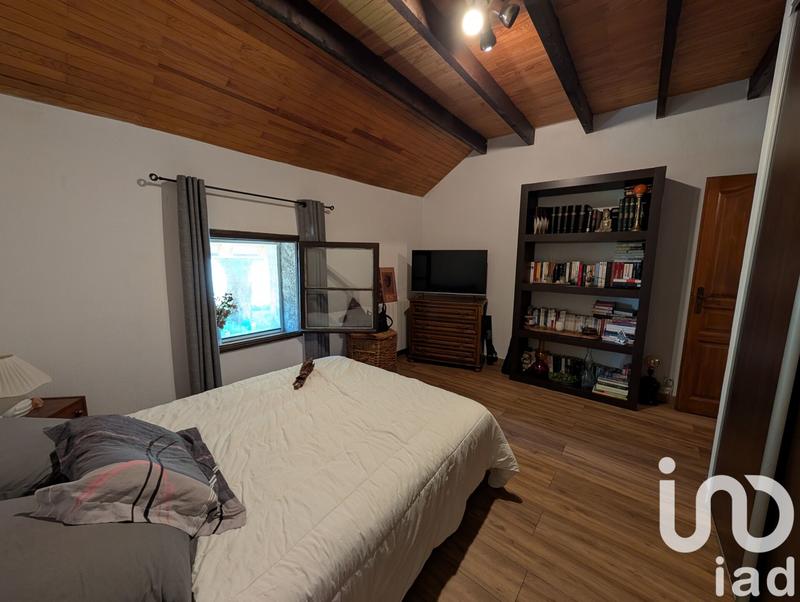 Maison - 184 m² - 9 pièces