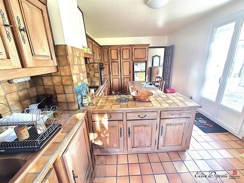 Maison - 182 m² - 8 pièces