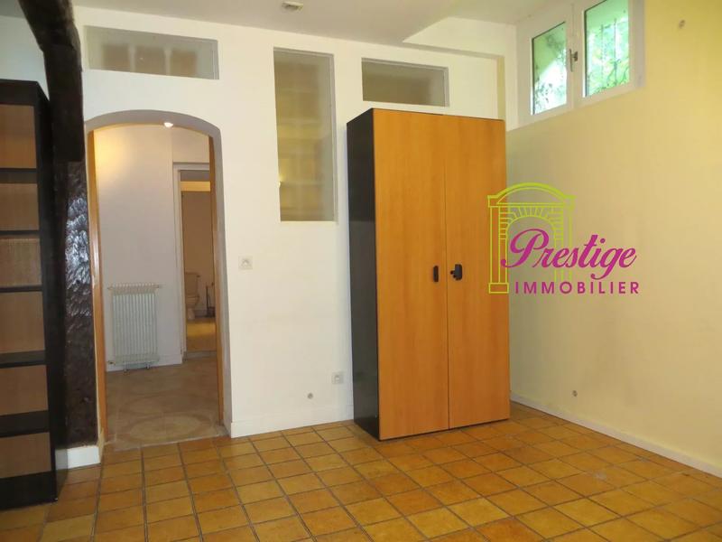 Bureau - 112 m² - 5 pièces