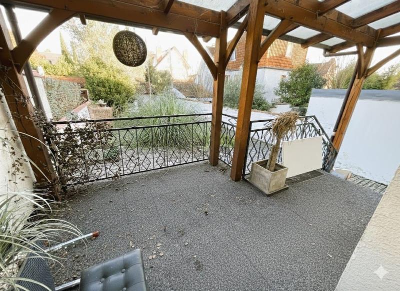 Maison - 122 m² - 4 pièces