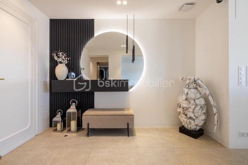 Appartement - 83 m² - 3 pièces