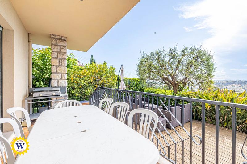 Villa - 211 m² - 7 pièces