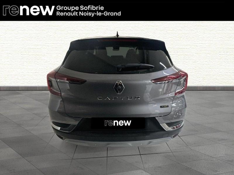 Renault Captur E-Tech full hybrid 145 Iconic