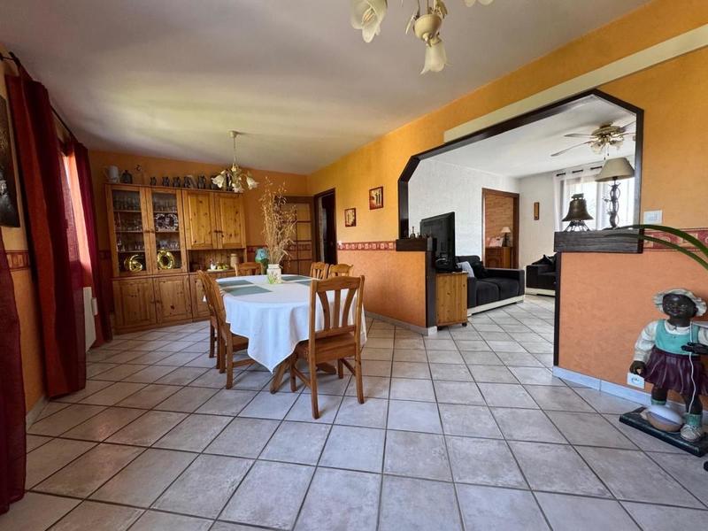 Maison - 139 m² - 7 pièces