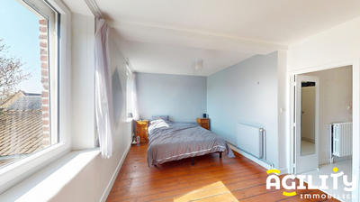 Maison - 272 m² - 7 pièces