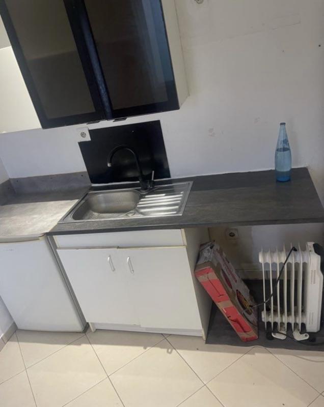 Studio - 18 m² - 1 pièce