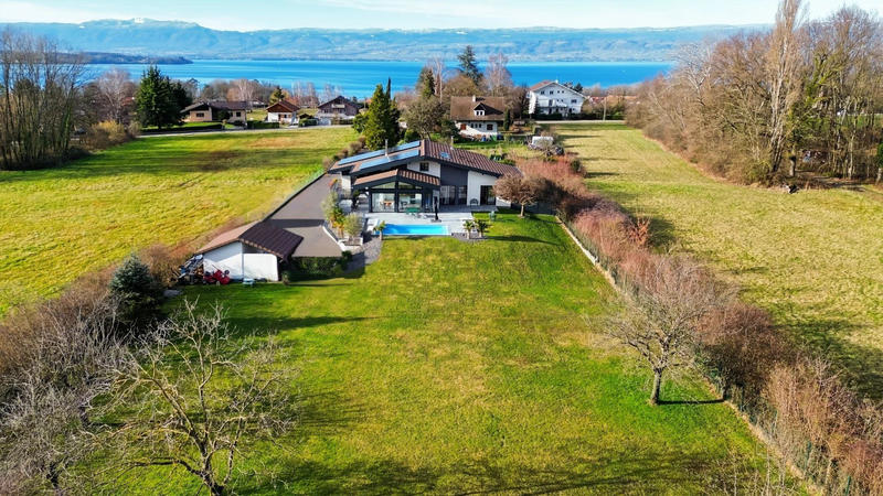 Villa - 437 m² - 14 pièces